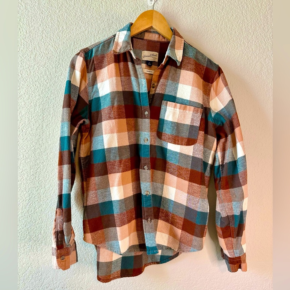Universal Thread Long Sleeve Plaid Flannel Shirt - Women’s Size XS